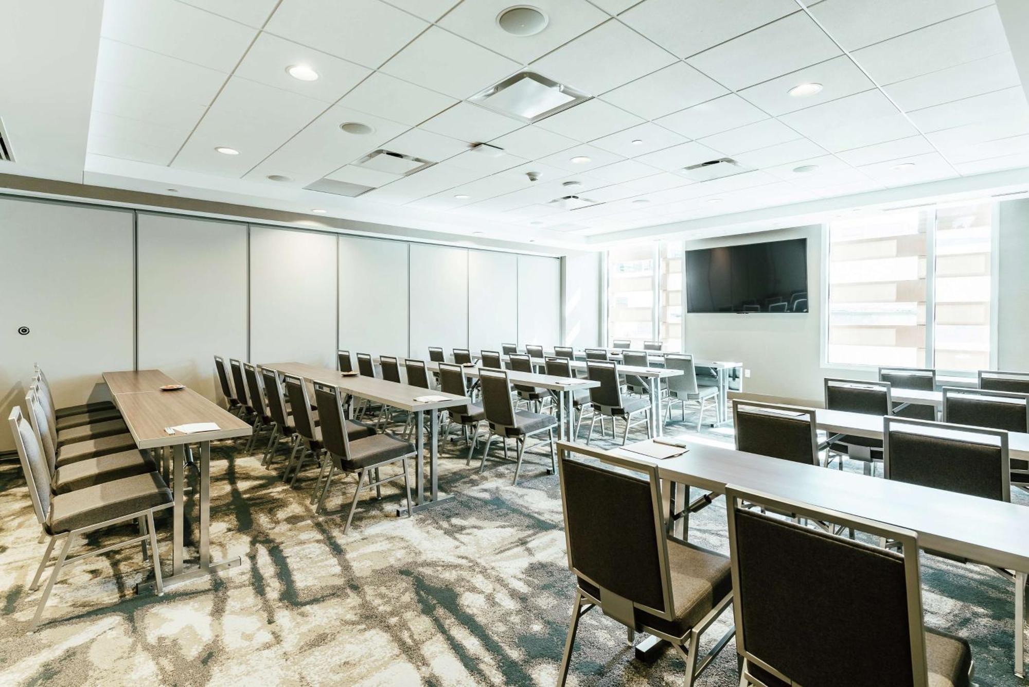 Hilton Garden Inn Denver Union Station Екстериор снимка